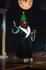IT'S CHRISTMAS, CAROL!