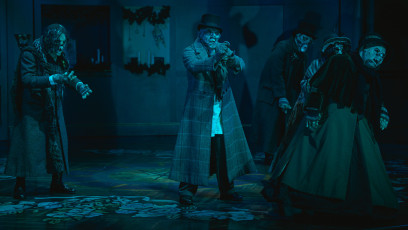 IT'S CHRISTMAS, CAROL!